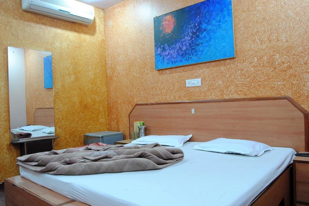 Hotel Express66 New Delhi Exterior photo